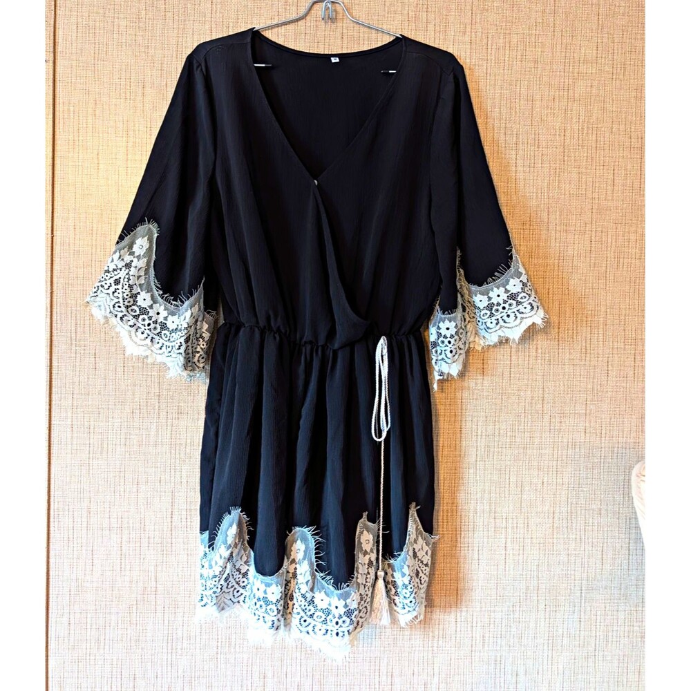 Women’s Black Romper White Lace Trim Tie/Elastic Waist V-Neck Romper M